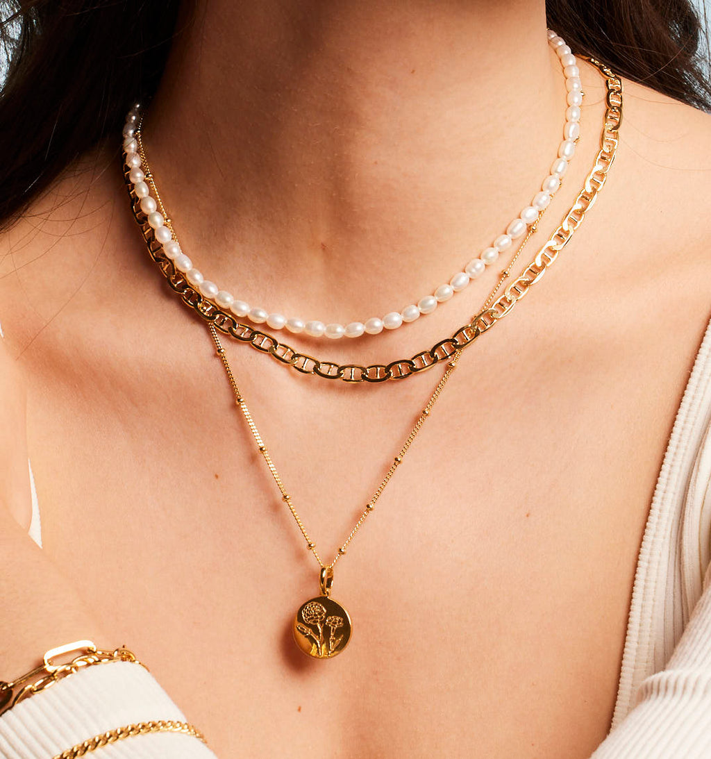Pearl Necklace: Freshwater Pearls